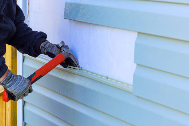 Reliable Emergency Siding Repair contractor in Clayton, NC by Squared Siding